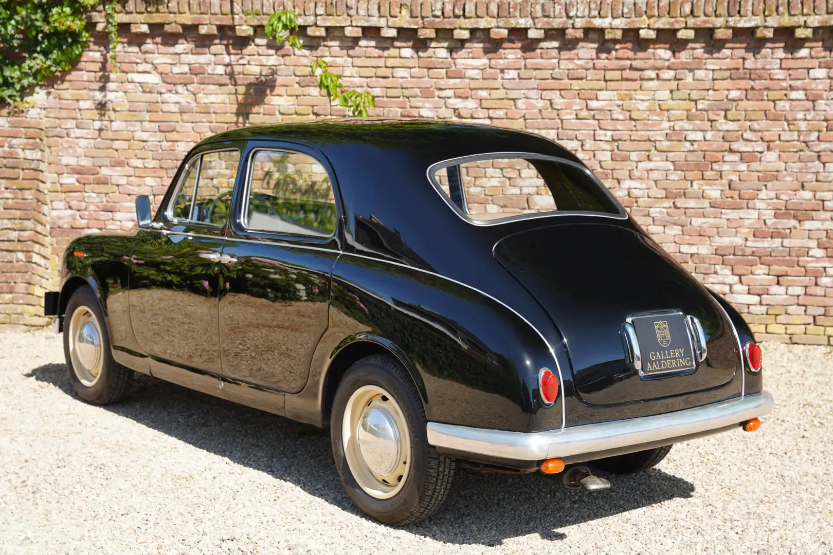 Lancia Appia Series 1 "MILLE MIGLIA ELIGIBLE" First production Negru - 2