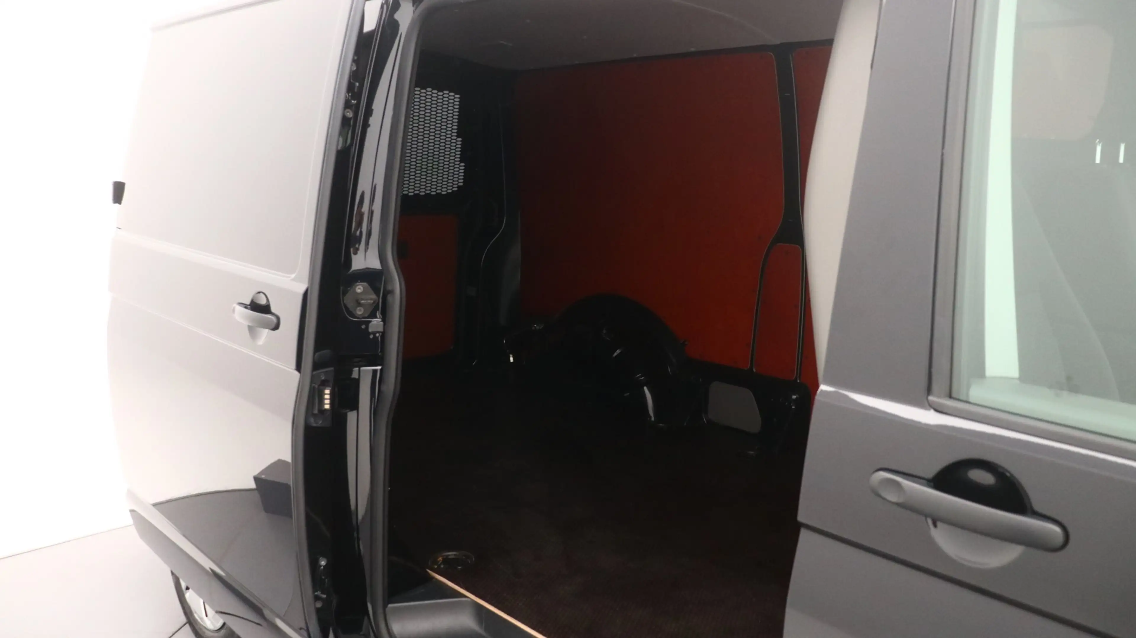 Volkswagen Transporter L2H1 2.0 TDI 110pk Economy Business / Wordt verwac — photo 14