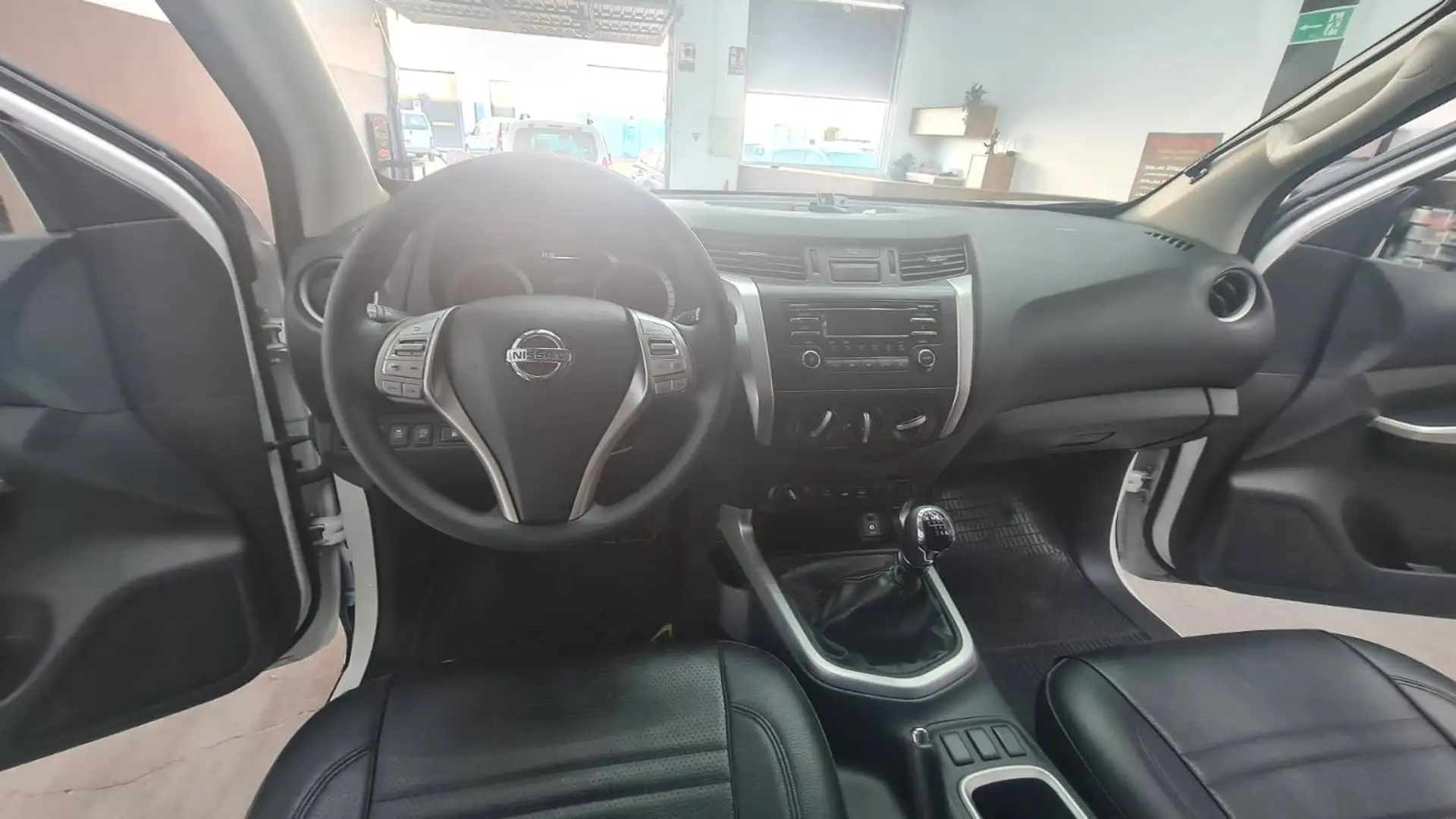 Nissan Navara Navara 2.3dCi Doble Cabina Acenta Acenta Azul - 2