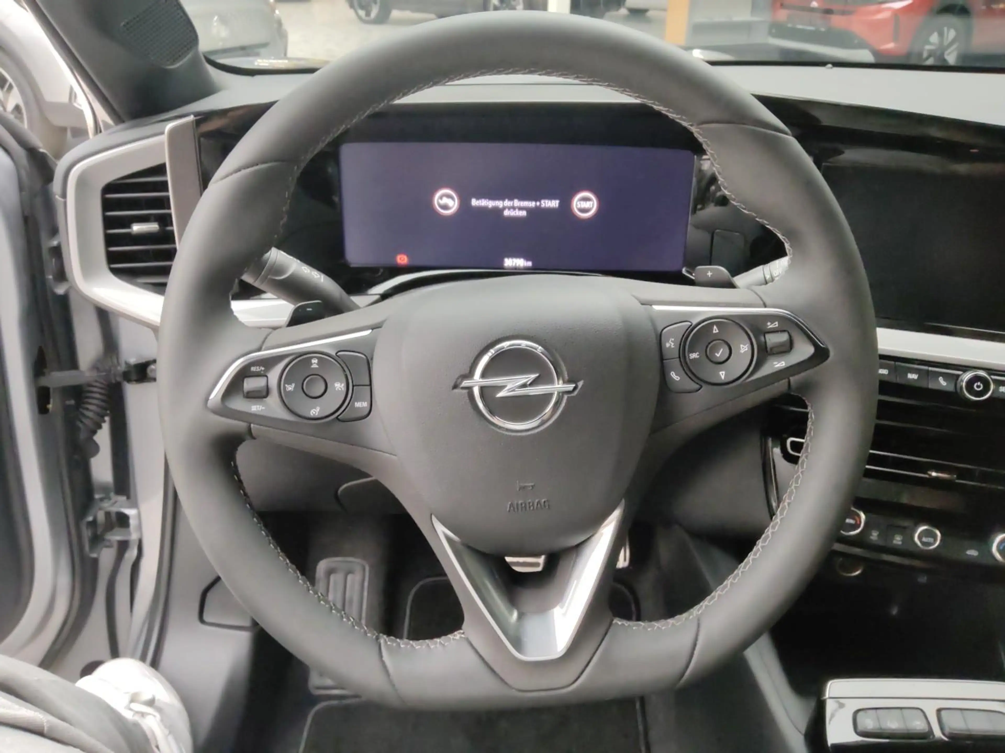 Opel Mokka Ultimate — photo 14