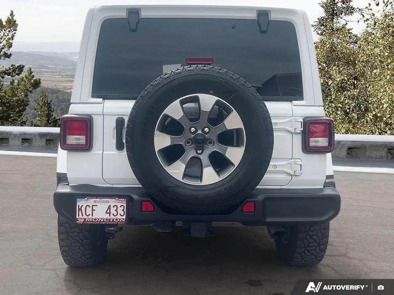 Jeep Wrangler photo Jeep Wrangler