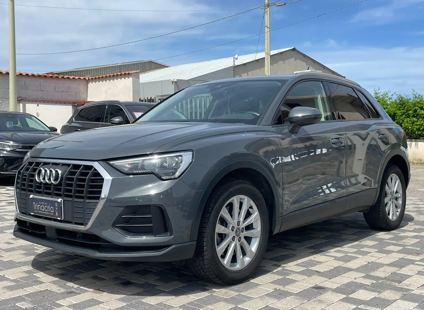 Audi Q3 Business 2.0 TDI 190CV s-tronic quattro 40 Grigio - 1