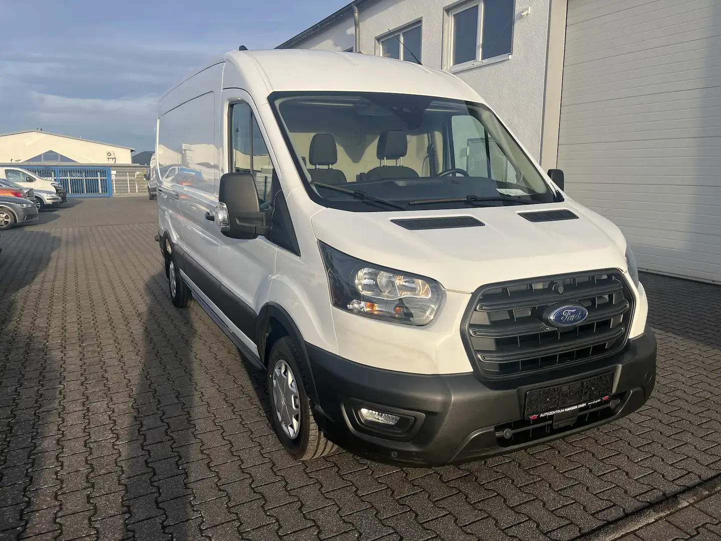 Ford Transit Kasten L3H2 Trend 2.0 TDCI, EU 6 Weiß - 2