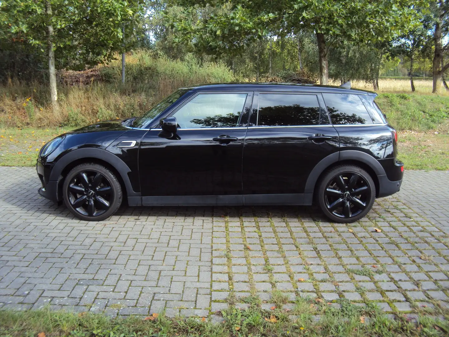 MINI Cooper Clubman Mini Cooper Clubman Aut. Classic Trim Schwarz - 2