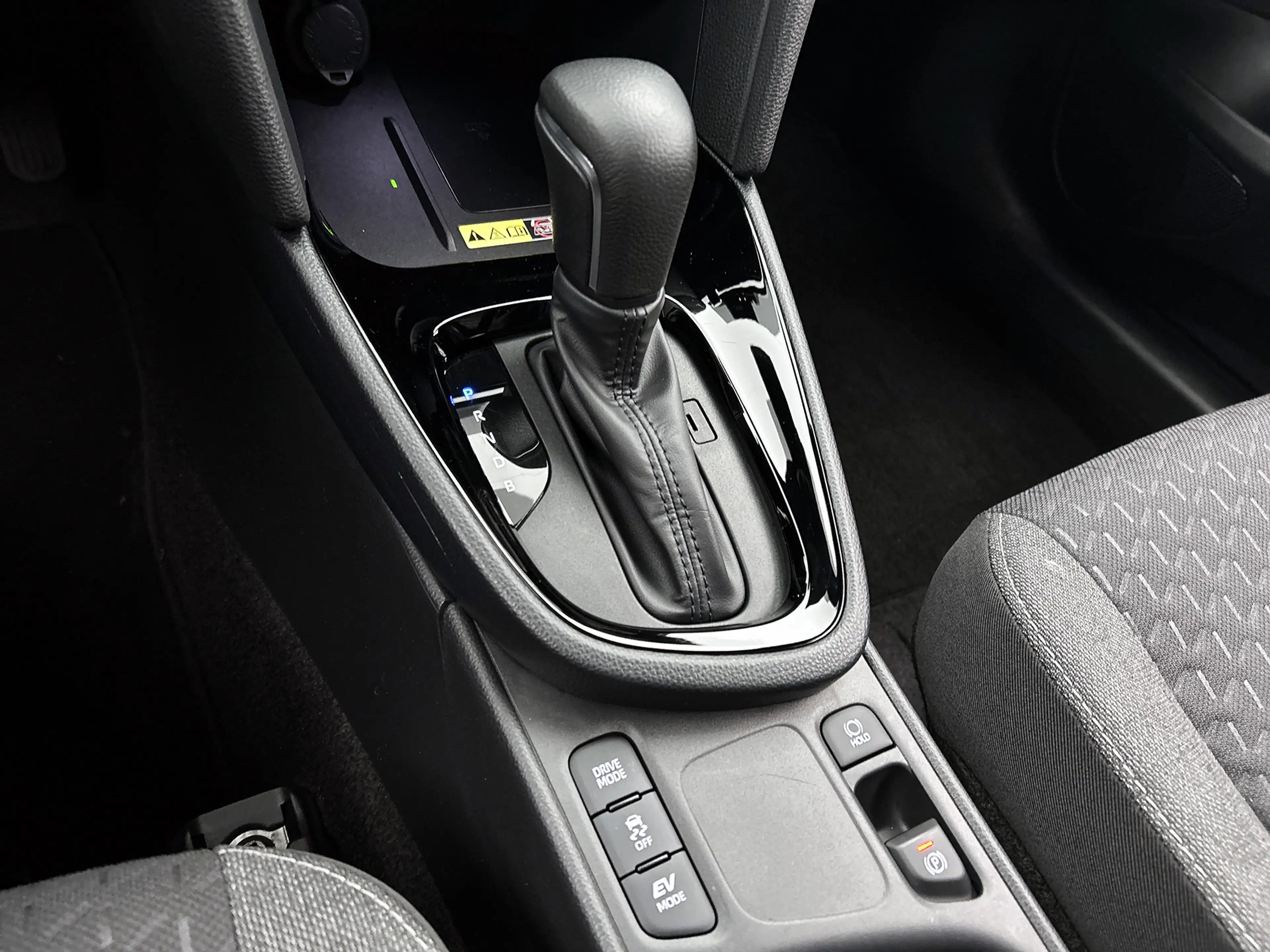 Toyota Yaris Cross 1.5 Hybrid 115 First Edition Comfort Pack | BTW vo — photo 12