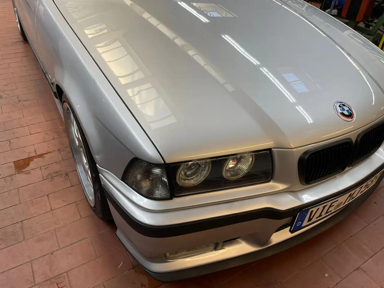 BMW 323ti compact Exclusiv Edition, foto 2
