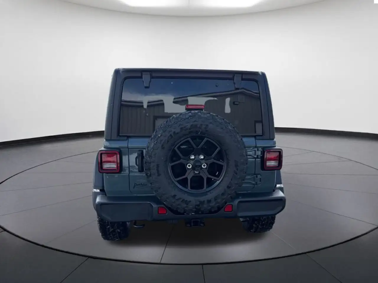 Jeep Wrangler снимка Jeep Wrangler