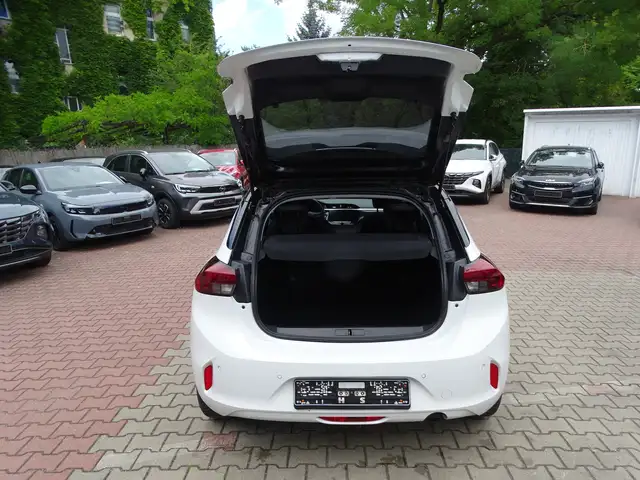 Opel Corsa view 5