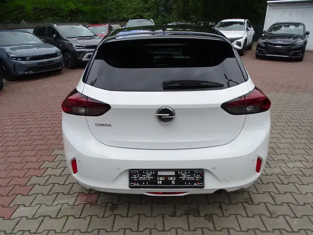 Opel Corsa view 4