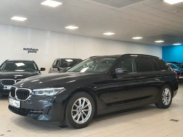 Bmw 520 d xDrive Aut/SpSitz/HUD/KeyLes/Park&Driv&FLAs