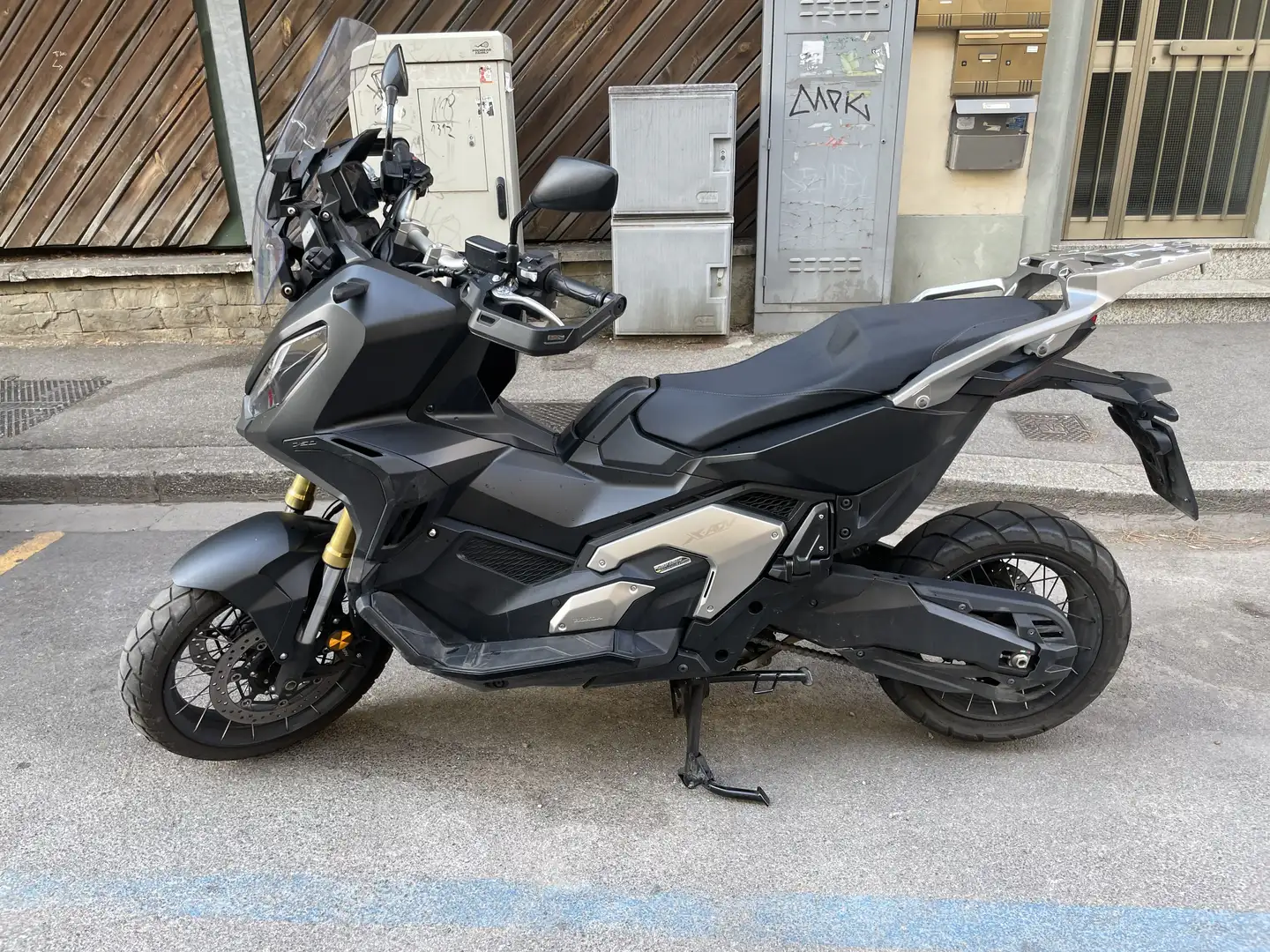 Honda X-ADV - 1