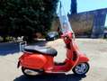 Vespa GTS 250ie Rosso - thumbnail 3