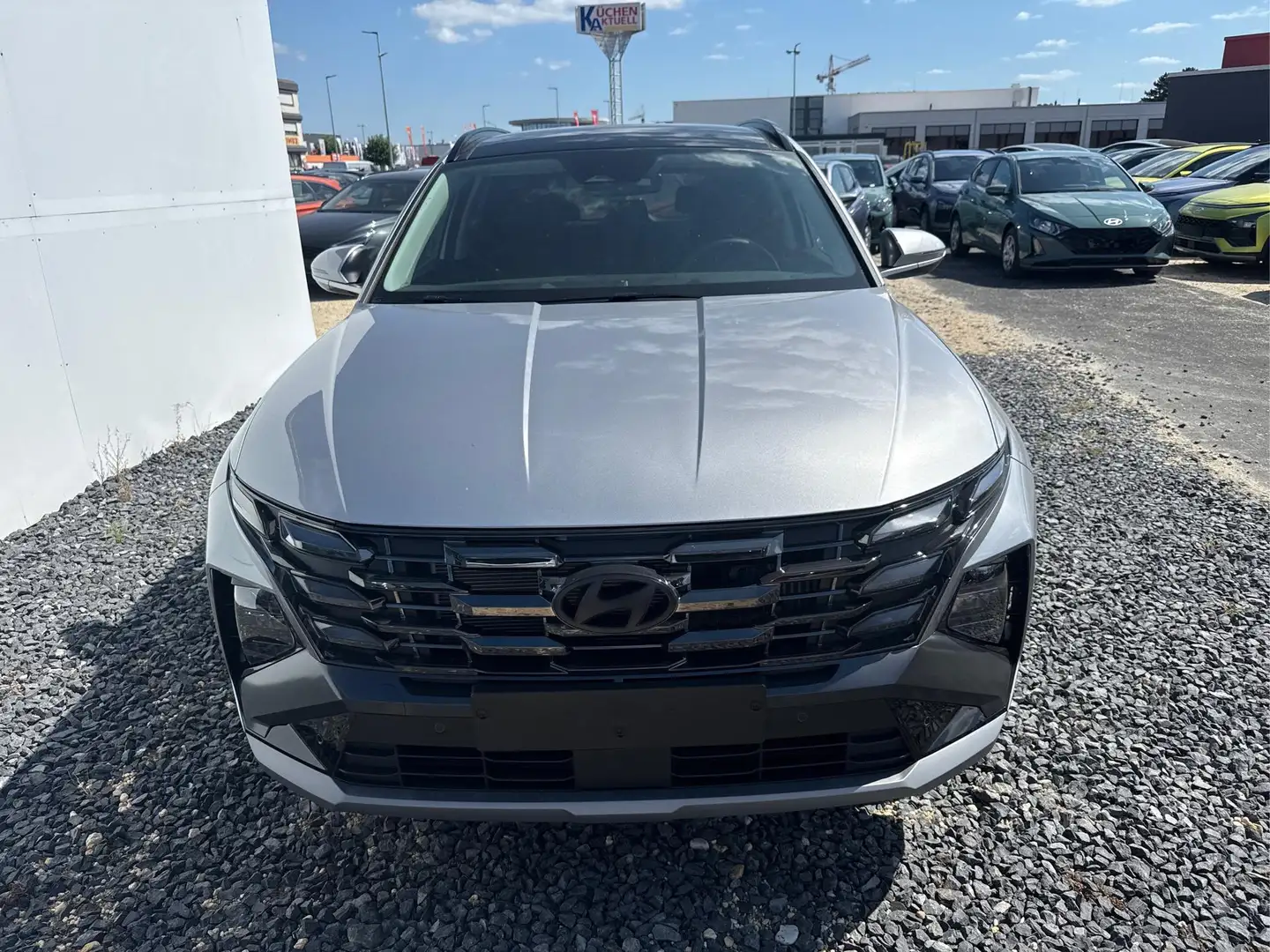 Hyundai TUCSON Premium PANO SHZ v+h 18 ALU 1.6 T-GDi PHEV 2WD ... Silber - 2