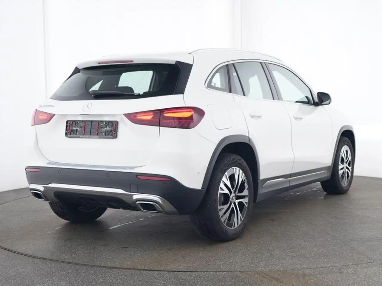 Mercedes-Benz GLA 250 e Luxury Line | Trekhaak | Smartphone Integratie | 2