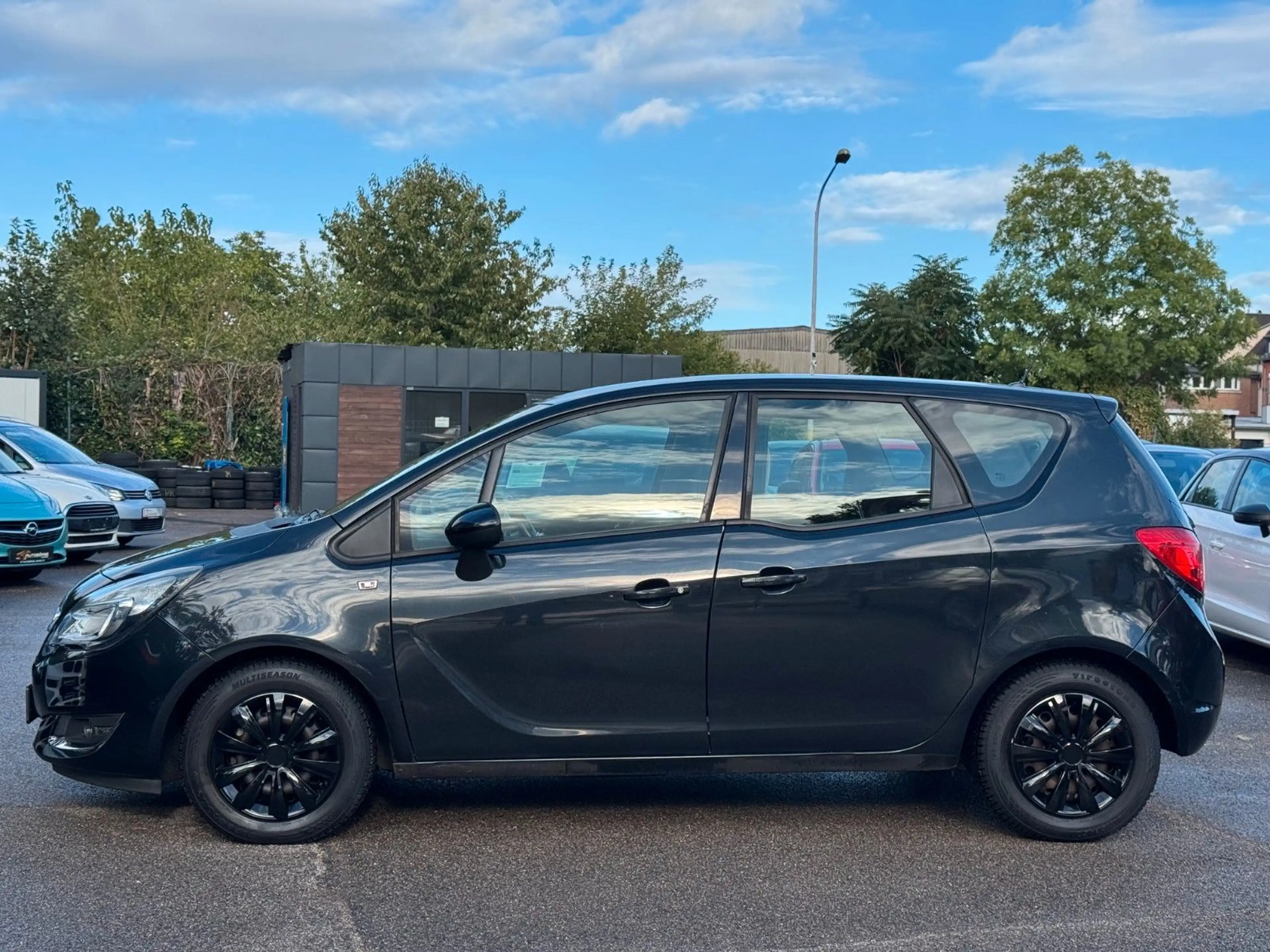 Opel Meriva B Active Tempomat/Scheckheft/HU neu — photo 2