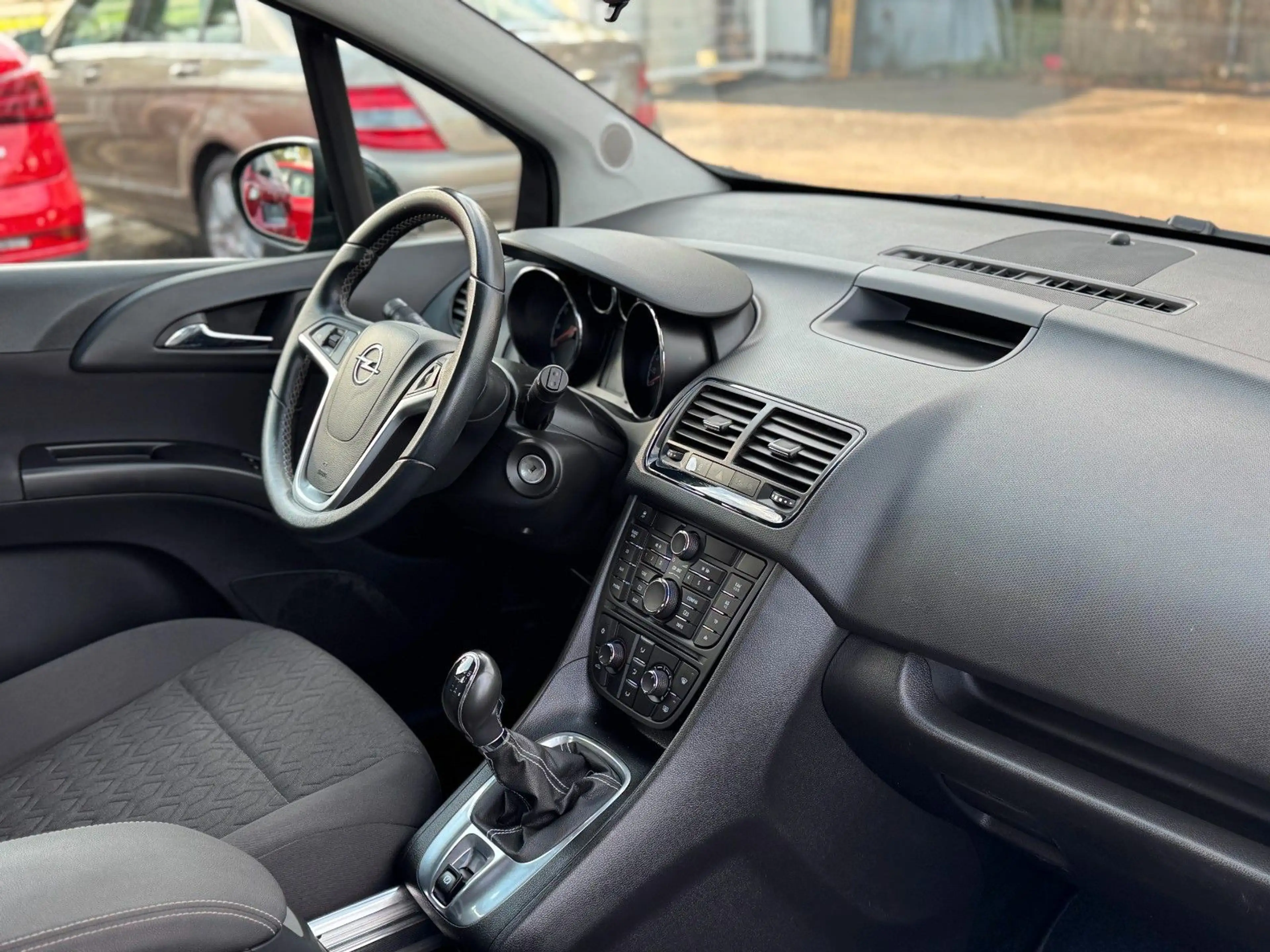 Opel Meriva B Active Tempomat/Scheckheft/HU neu — photo 13