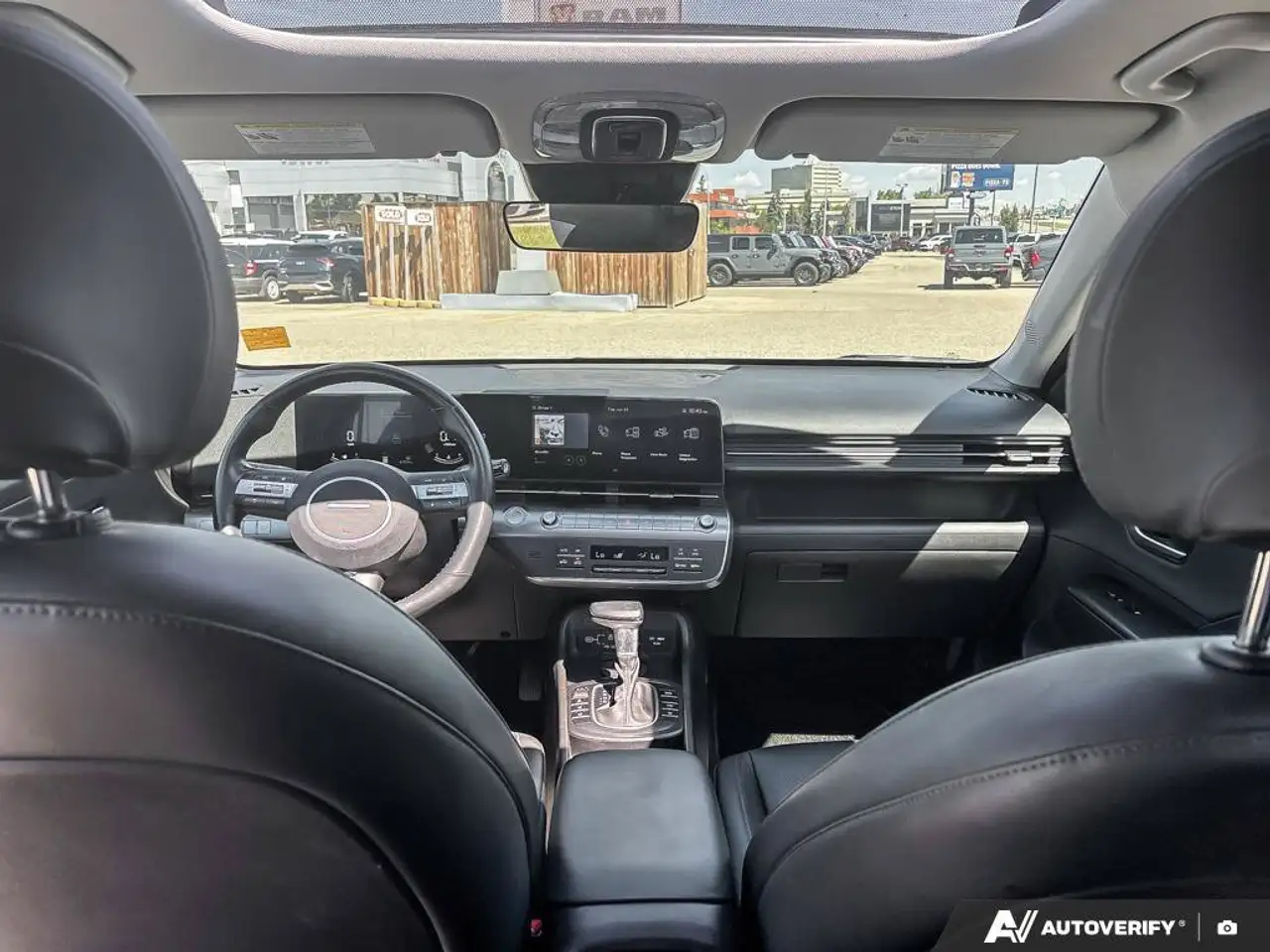 Hyundai KONA photo Hyundai KONA