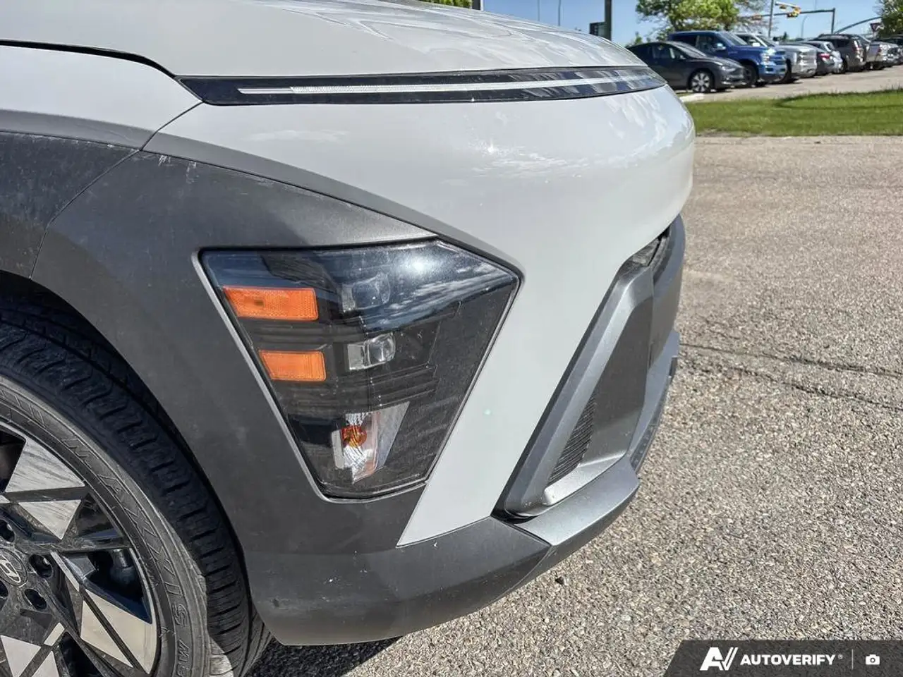 Hyundai KONA photo Hyundai KONA