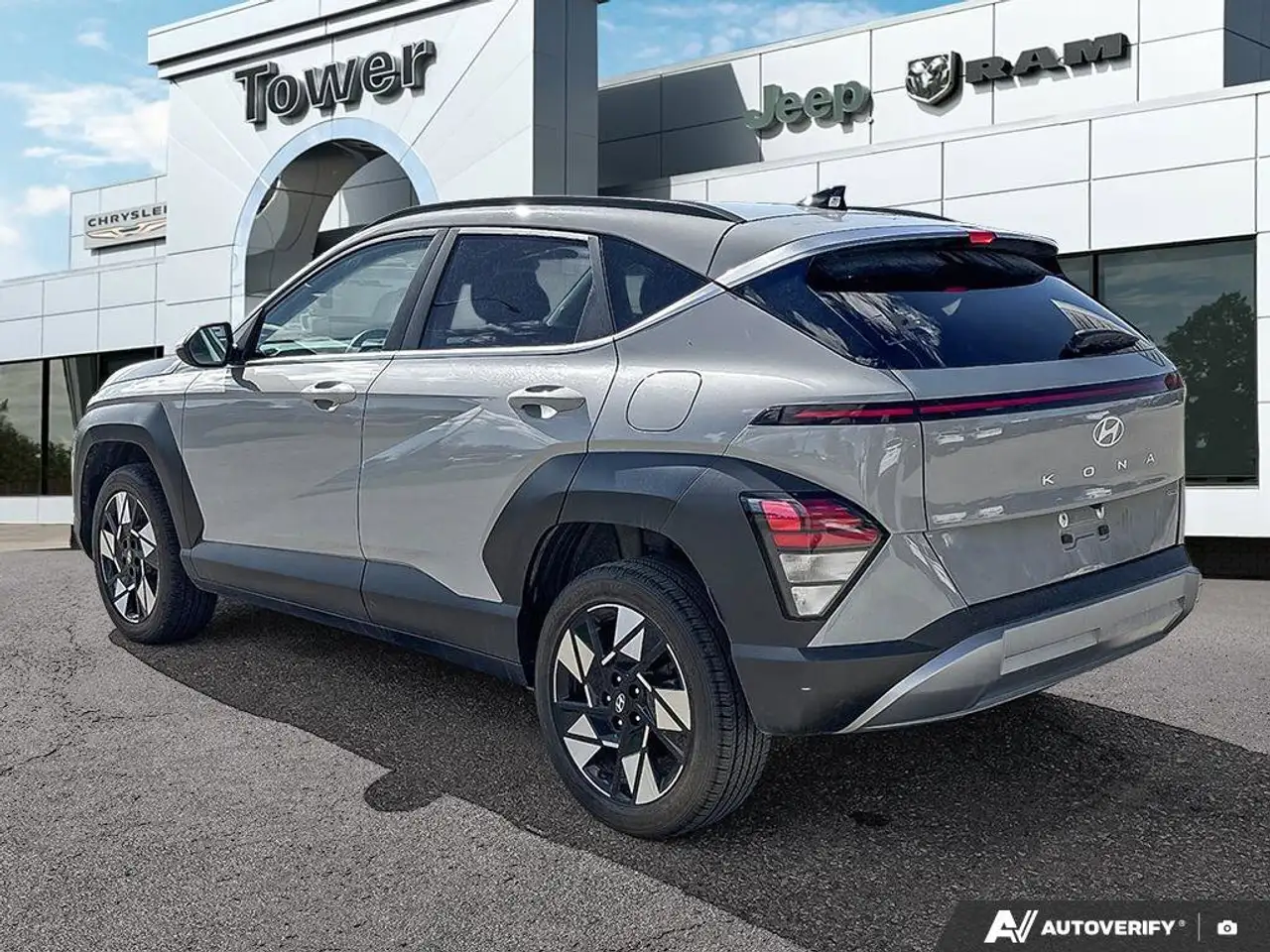 Hyundai KONA photo Hyundai KONA