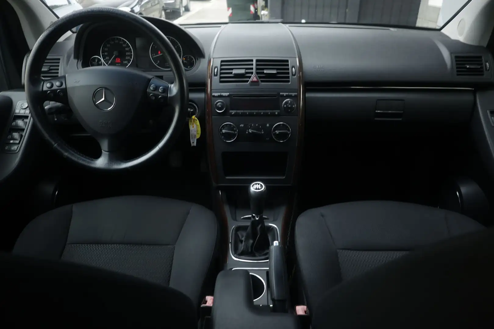 Mercedes-Benz A 150 Mercedes-Benz Classe A A 150 Elegance Unicopropri Noir - 2