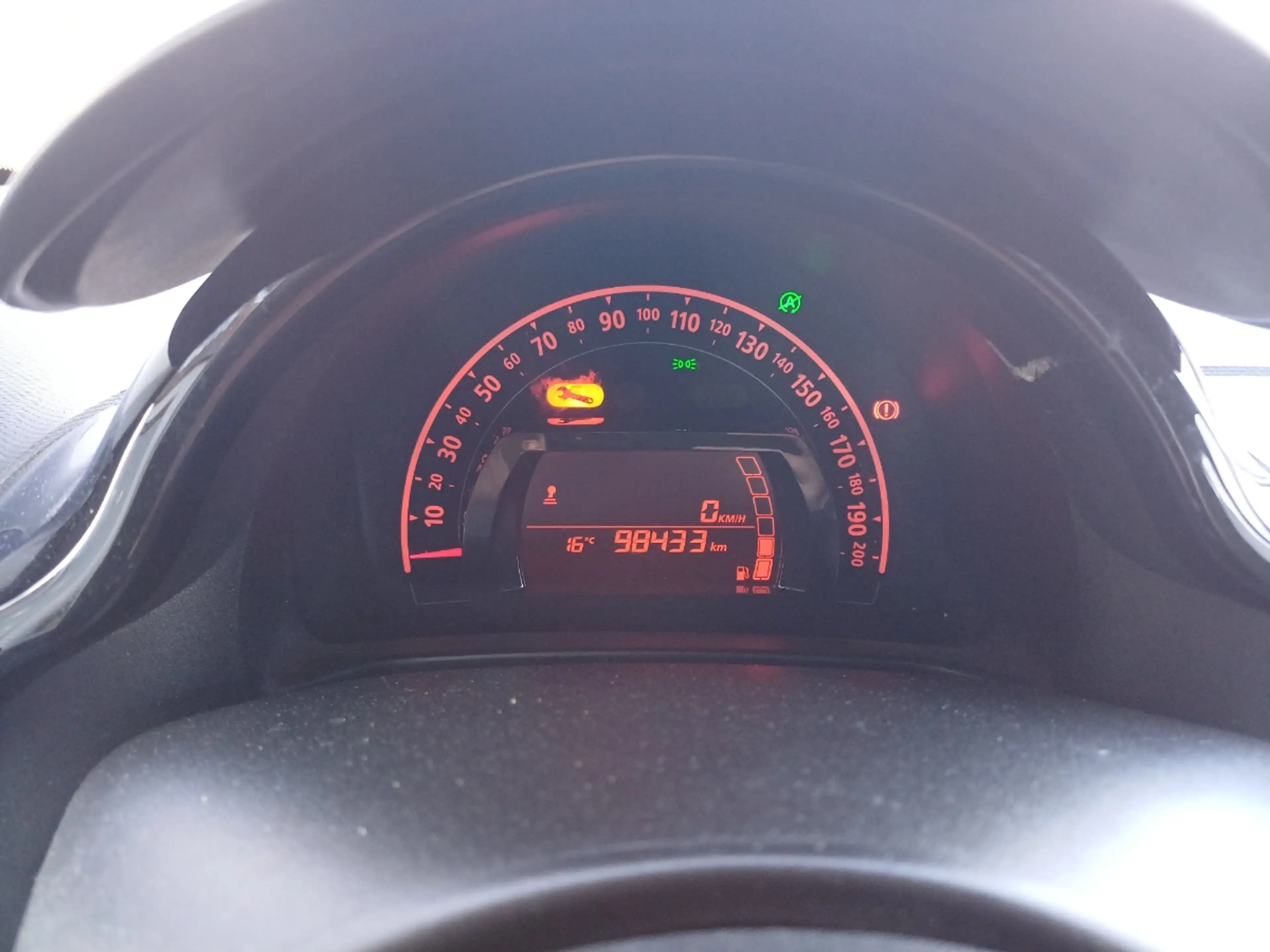 Renault Twingo ZEN — photo 10