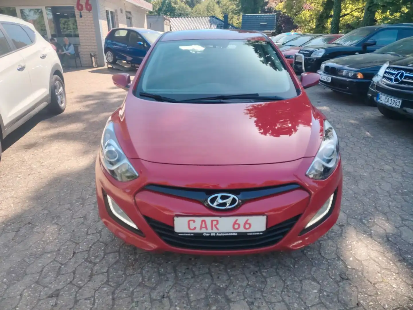 Hyundai i30 Classic / Klimaanlage / Rot - 2