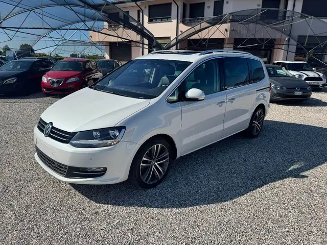 Volkswagen Sharan 2.0 TDI 184CV DSG Highline BMT