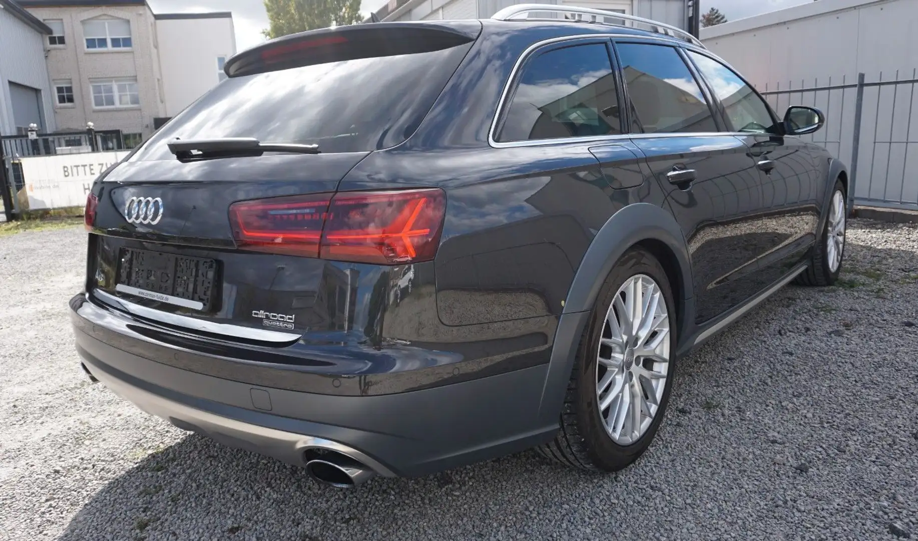 Audi A6 allroad quattro 3.0 TDI, LED, Kamera, Navi Grau - 2