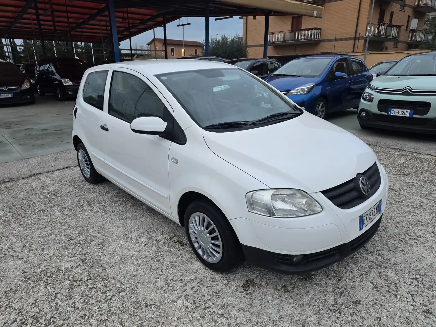 Volkswagen Fox Fox 1.2 60cv euro5 Weiß - 1