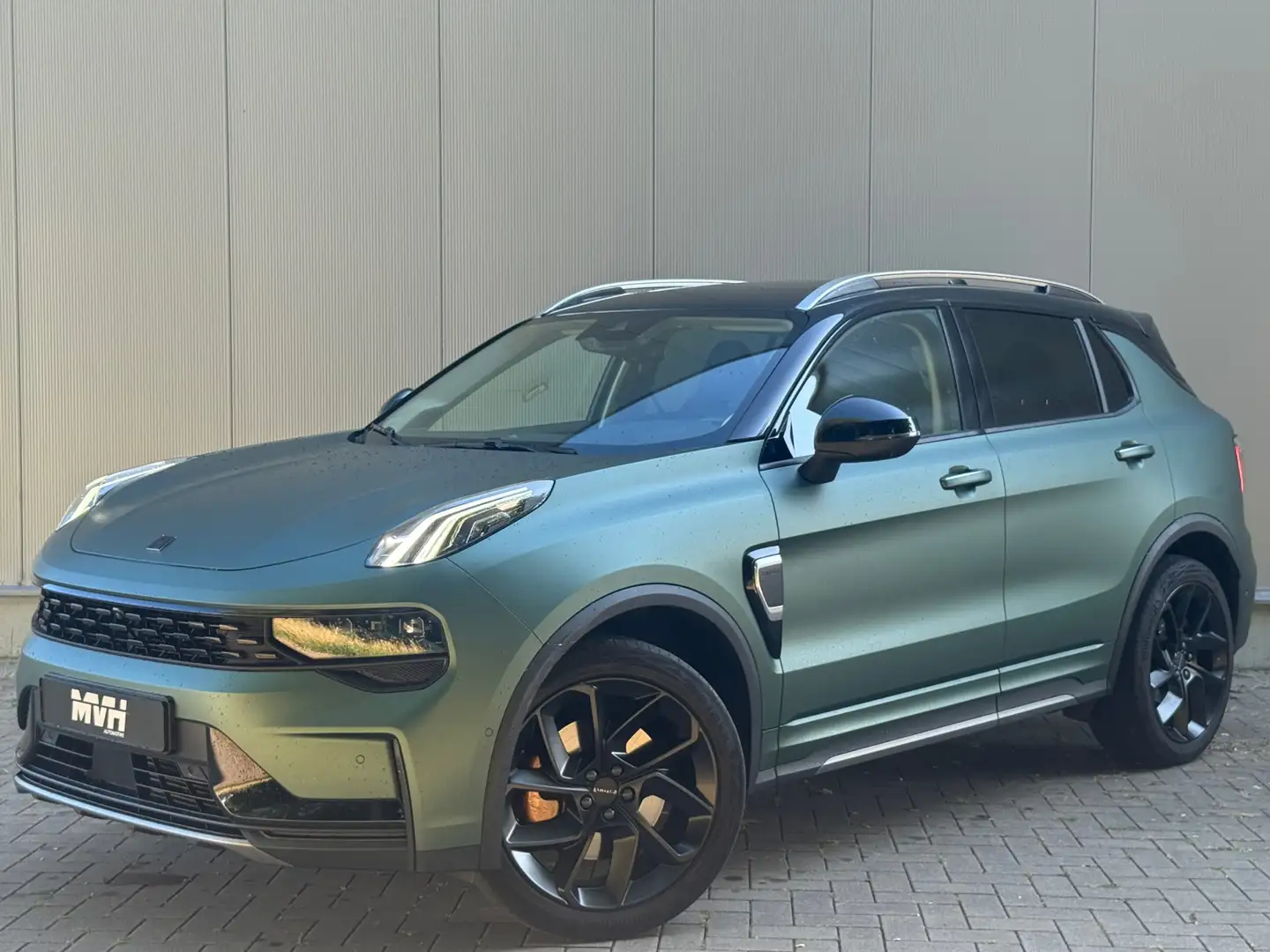Lynk & Co 01 1.5 - PHEV - ''Army'' - Automaat - Pano - 360 Came Verde - 1