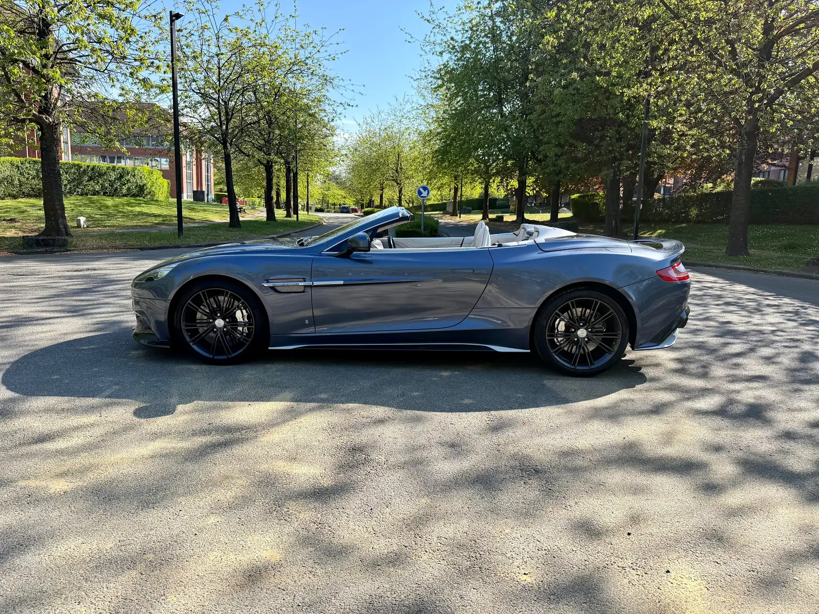 Aston Martin Volante 5.9i V12 Q Special Edition Full Carbon ***