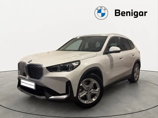 BMW iX1 xDrive30A