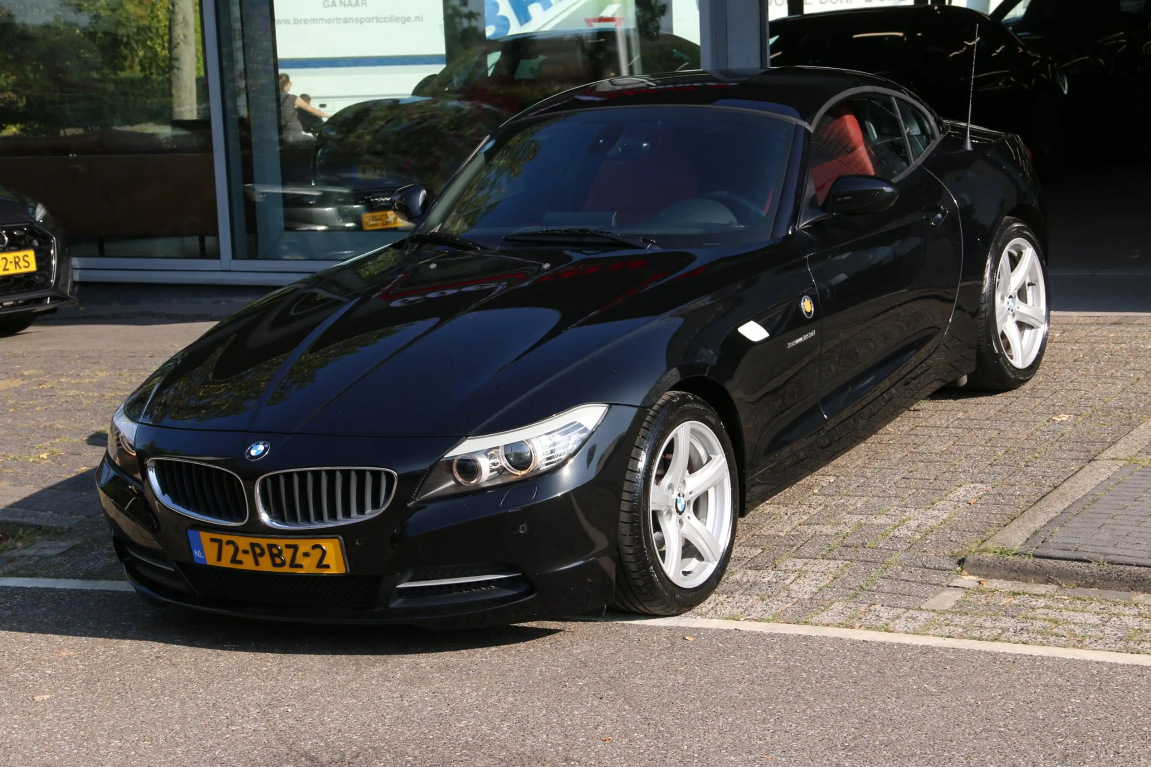 BMW Z4 Roadster SDrive23i Executive NL-AUTO DEALER OND. N — photo 2