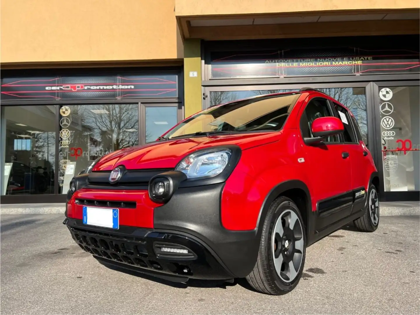 Fiat Panda Cross 1.0 Cross Hybrid Rood - 1