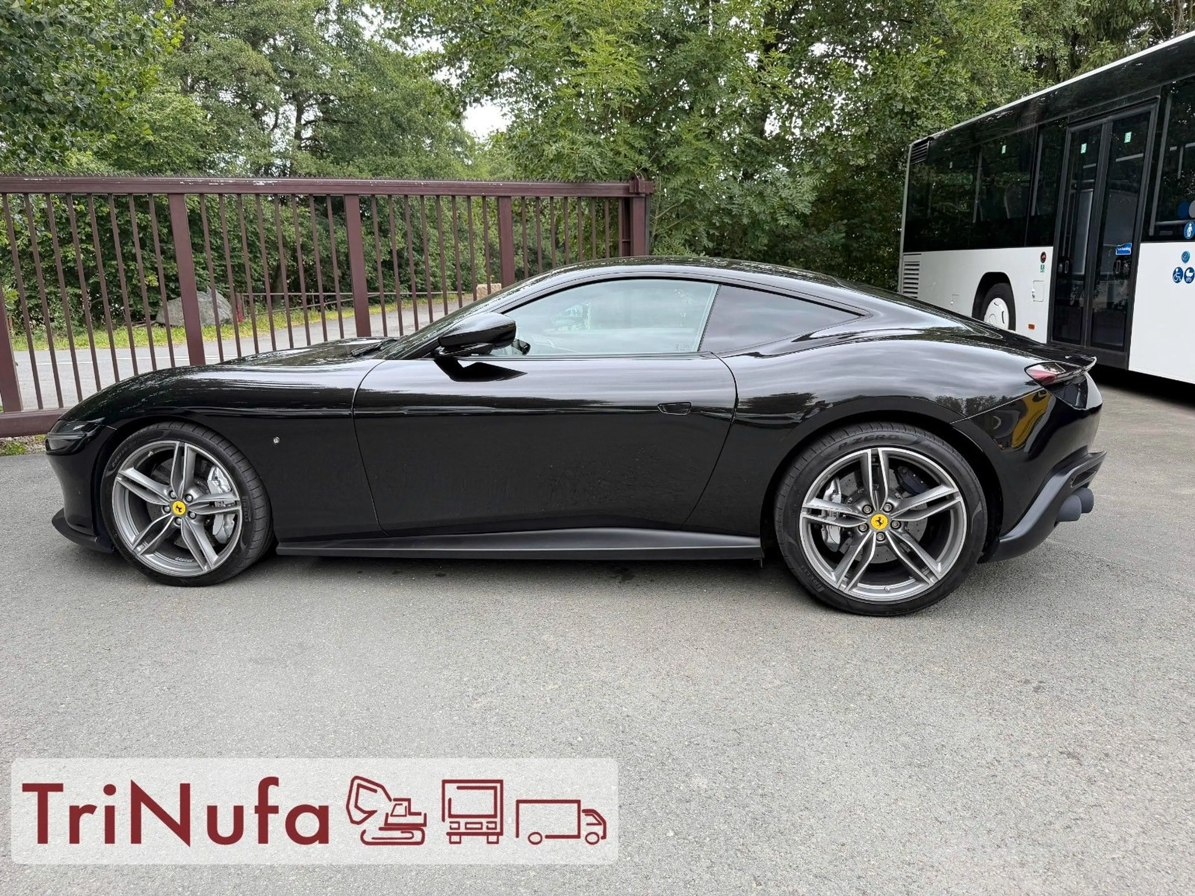 Ferrari Roma | Approved 04/27 | 360° | ADAS | Carbon | — photo 8