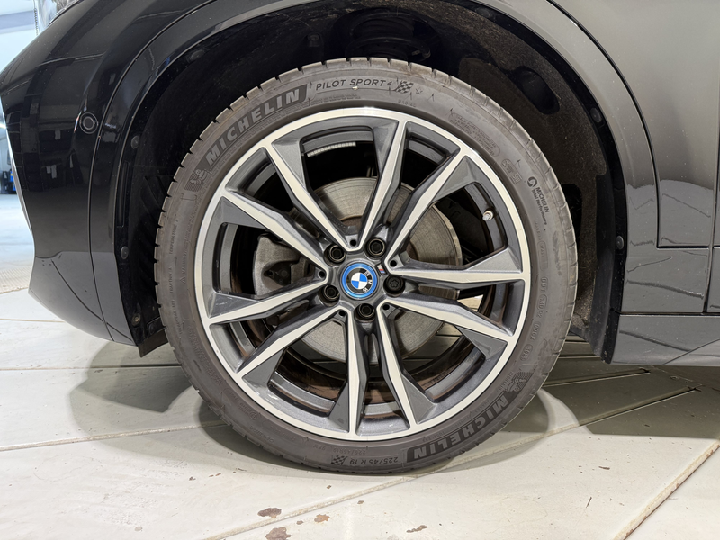 BMW X2 xDrive25e M Sportpaket ACC RFK HUD HK Memory — photo 8