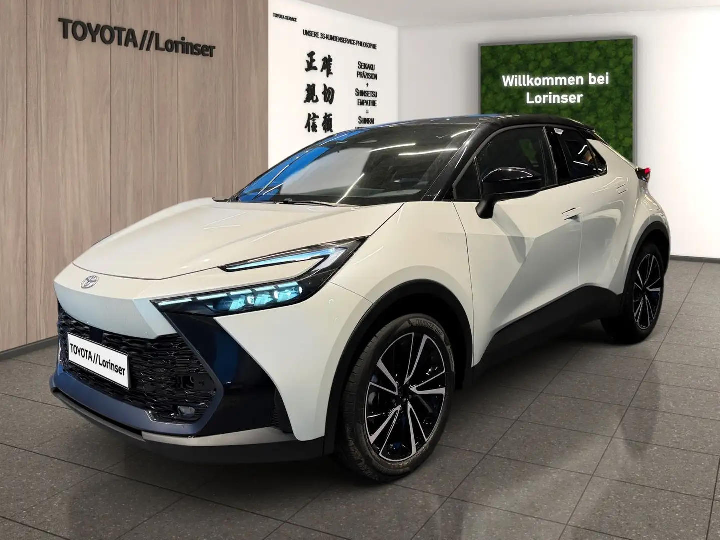 Toyota C-HR 2.0 FWD Lounge Kam.+KlimaA+LED+PDC+SHZ+ACC Zwart - 2