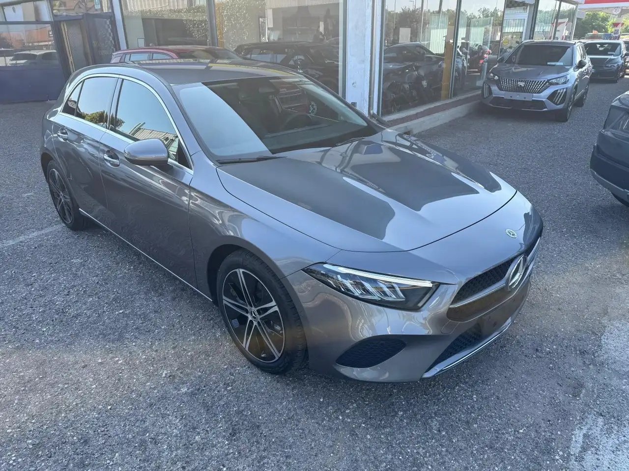 Mercedes-Benz A 180