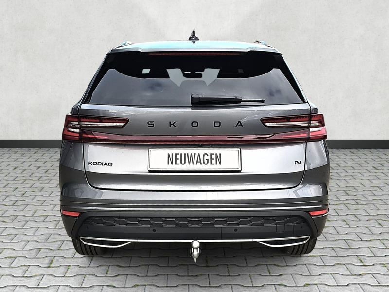 Skoda Kodiaq 1.5 TSI iV 150 kW Sportline DSG 5-Si. Matrix AH... — photo 6