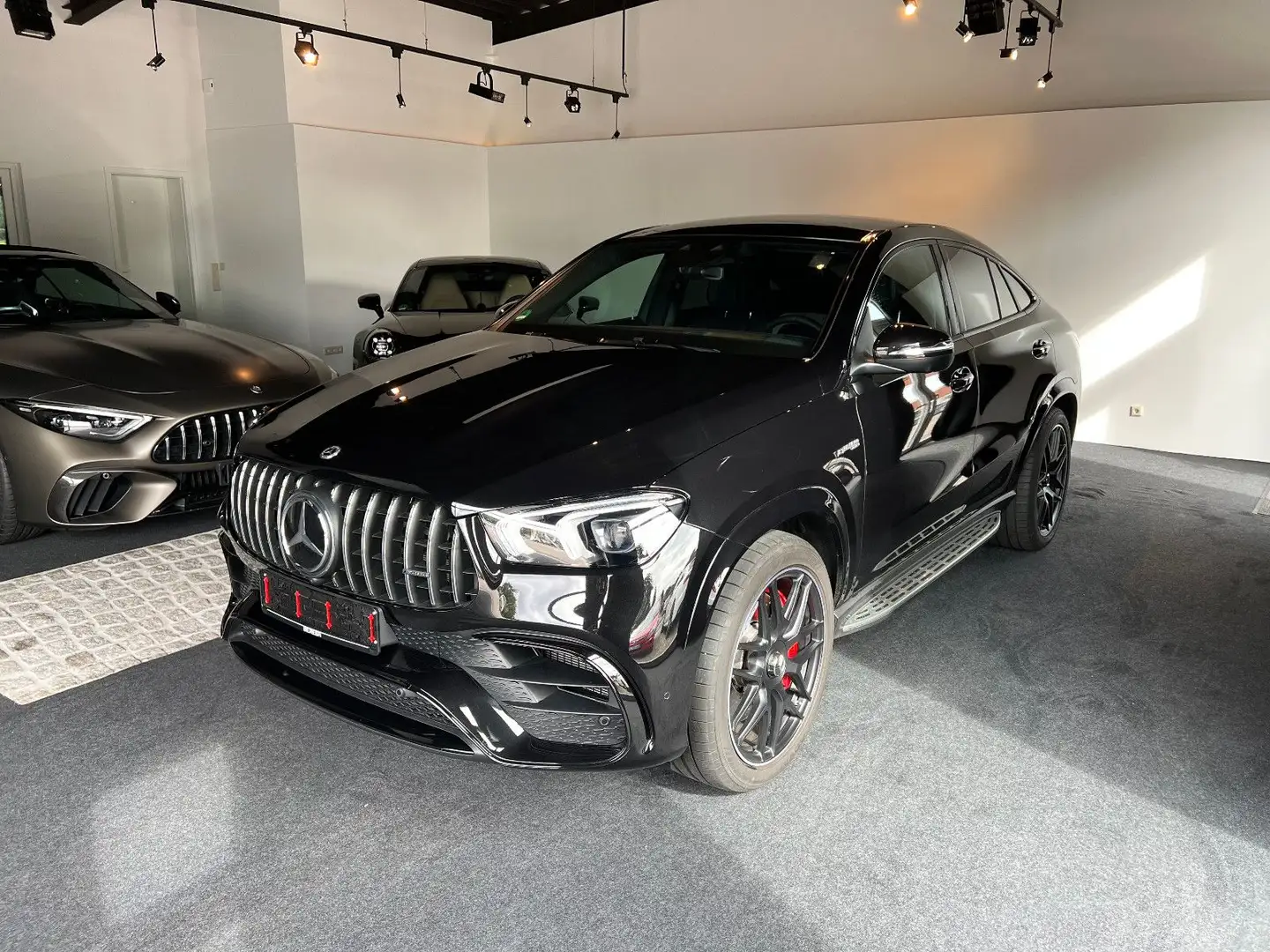 Mercedes-Benz GLE 63 AMG GLE63AMG S Coupe MY23 PanoBurm360Kamera125kNetto Schwarz - 2