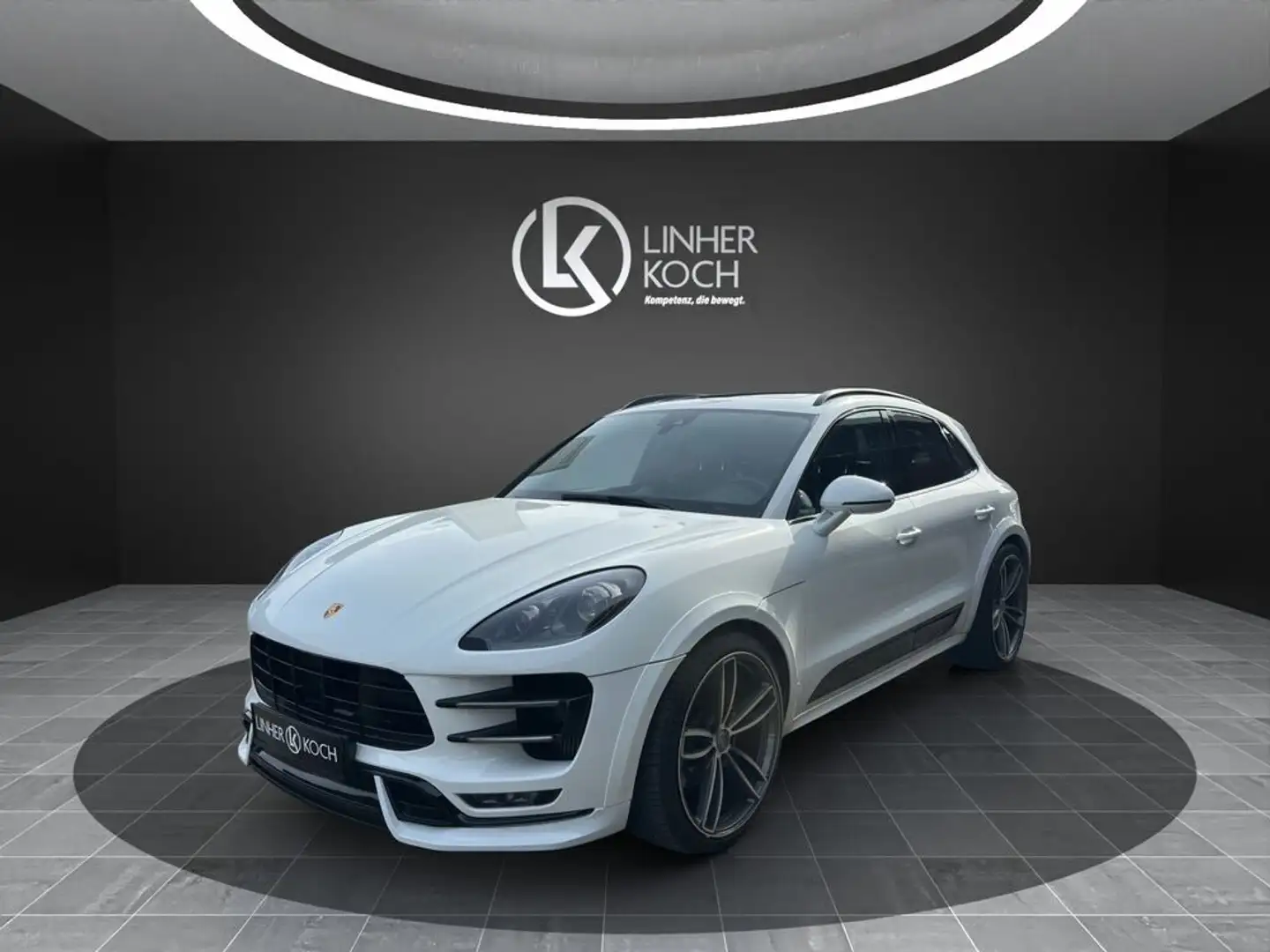 Porsche Macan Turbo ''TECHART'' Weiß - 1