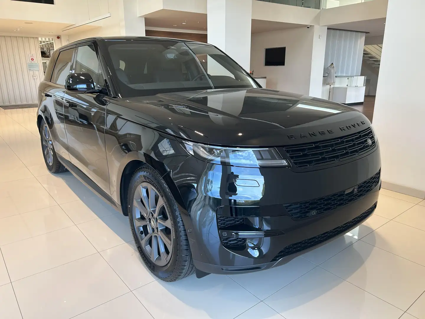Land Rover Range Rover Sport P460 S Editon Чёрный - 2