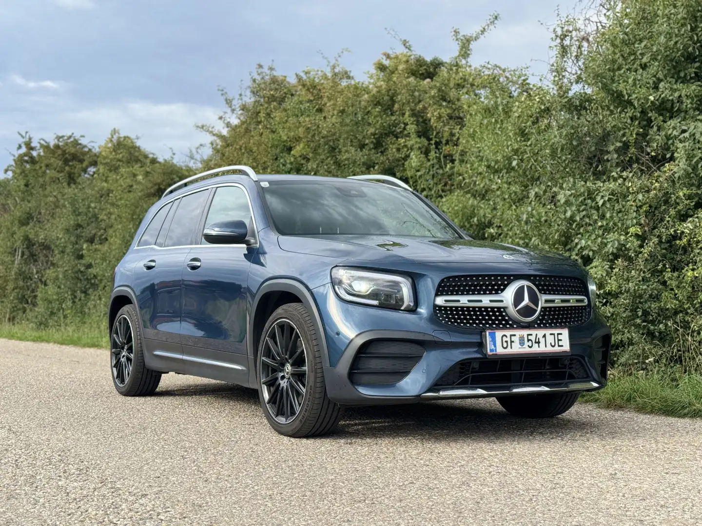 Mercedes-Benz GLB 220 d 4Matic 8G-DCT AMG Line - 1