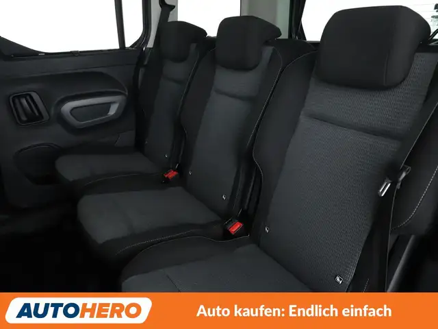 Toyota Proace City view 14