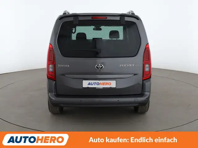 Toyota Proace City view 5