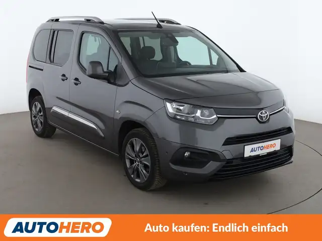 Toyota Proace City view 8
