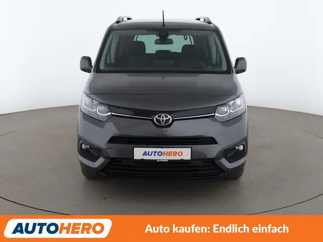 Toyota Proace City view 9
