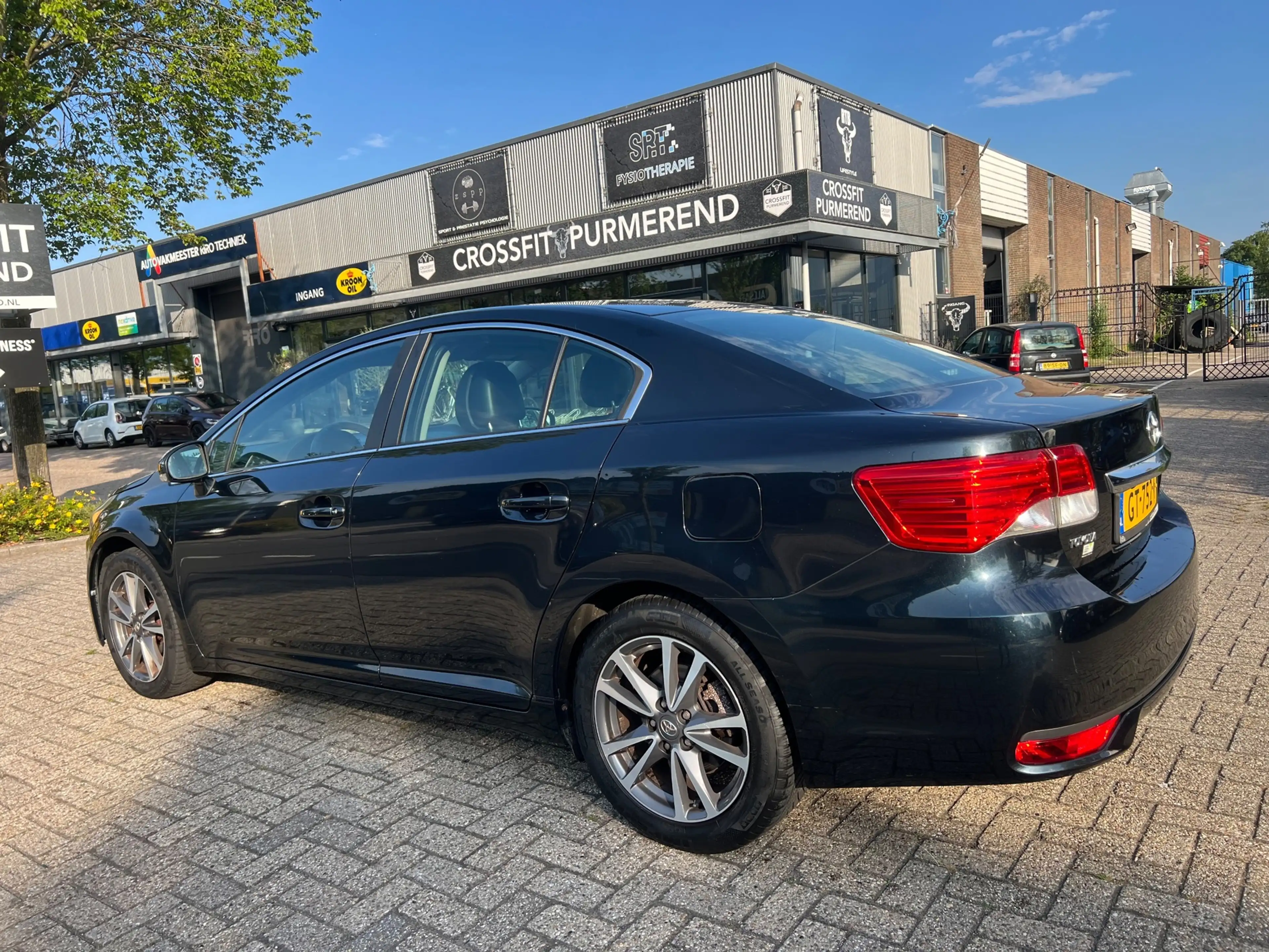 Toyota Avensis 1.8 Dynamic - FULL OPTIONS - FACELIFT — photo 4