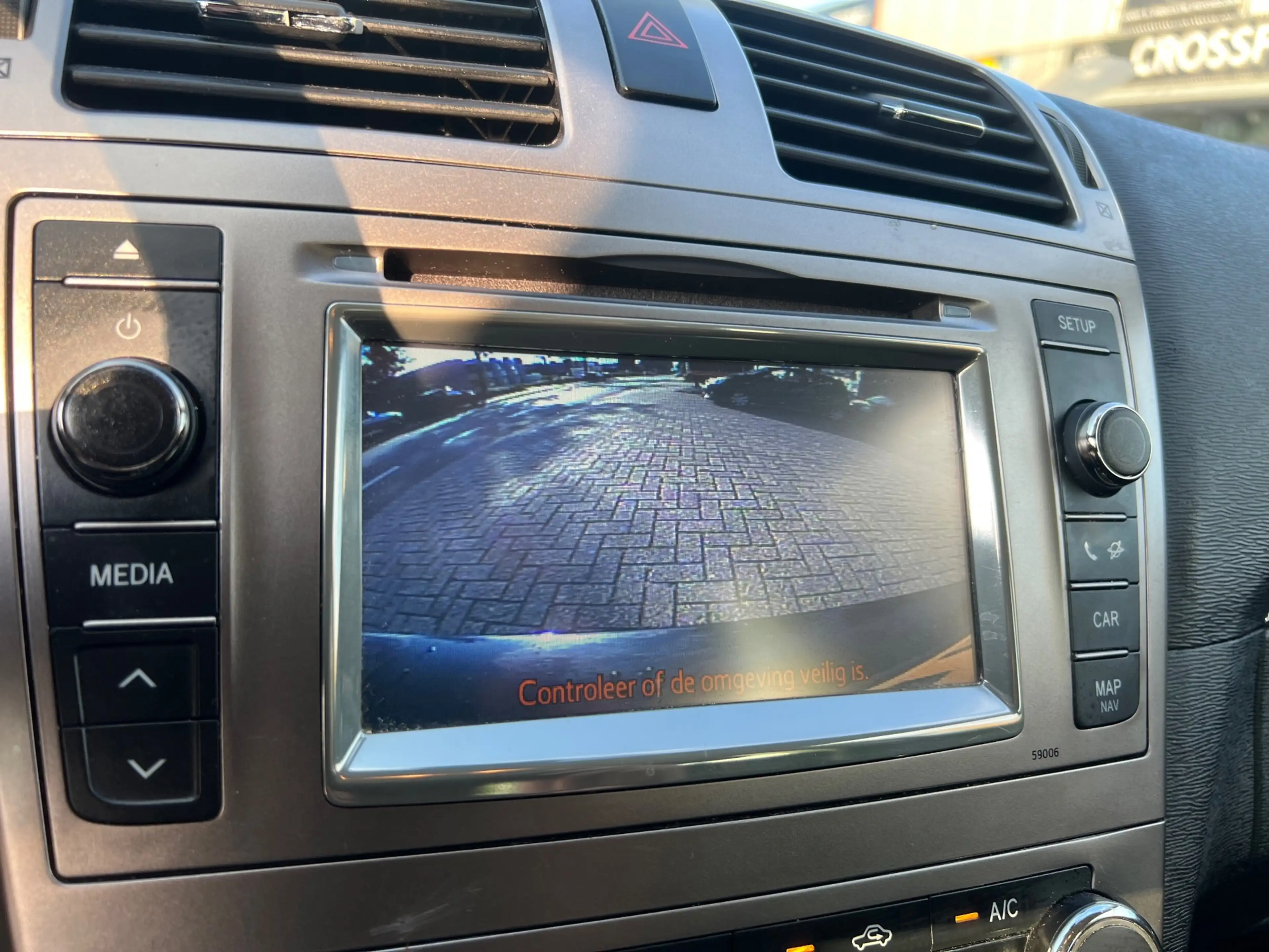 Toyota Avensis 1.8 Dynamic - FULL OPTIONS - FACELIFT — photo 12