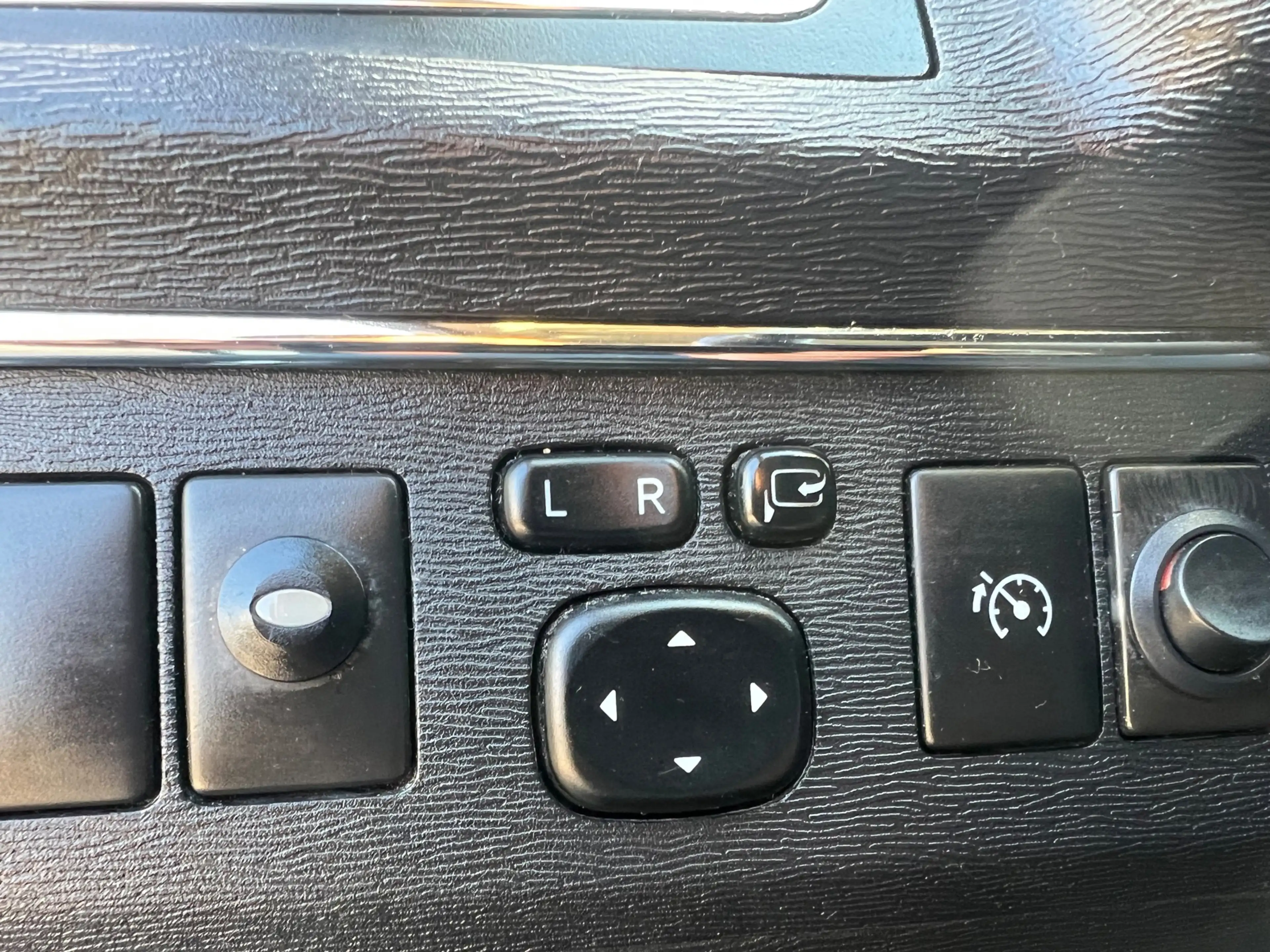 Toyota Avensis 1.8 Dynamic - FULL OPTIONS - FACELIFT — photo 15